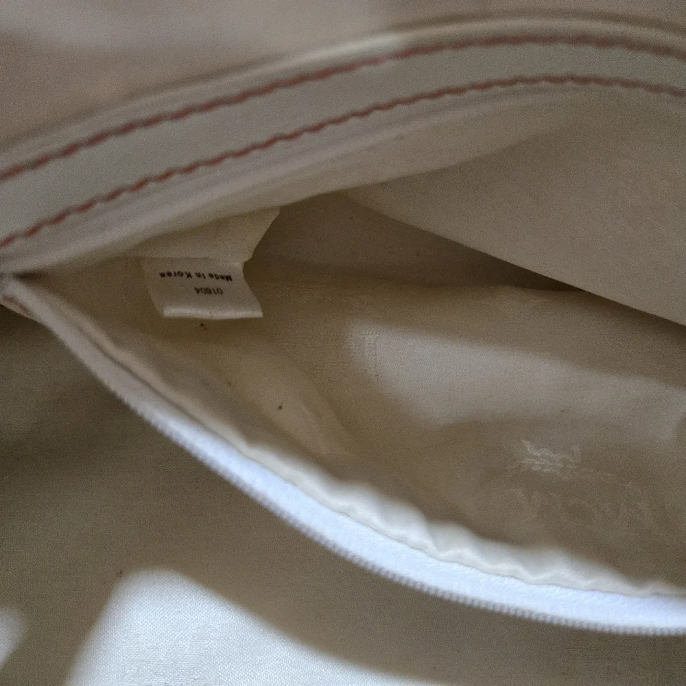 MCM White Leather Women's Barrel Shaped Bag - Picture 11 of 16